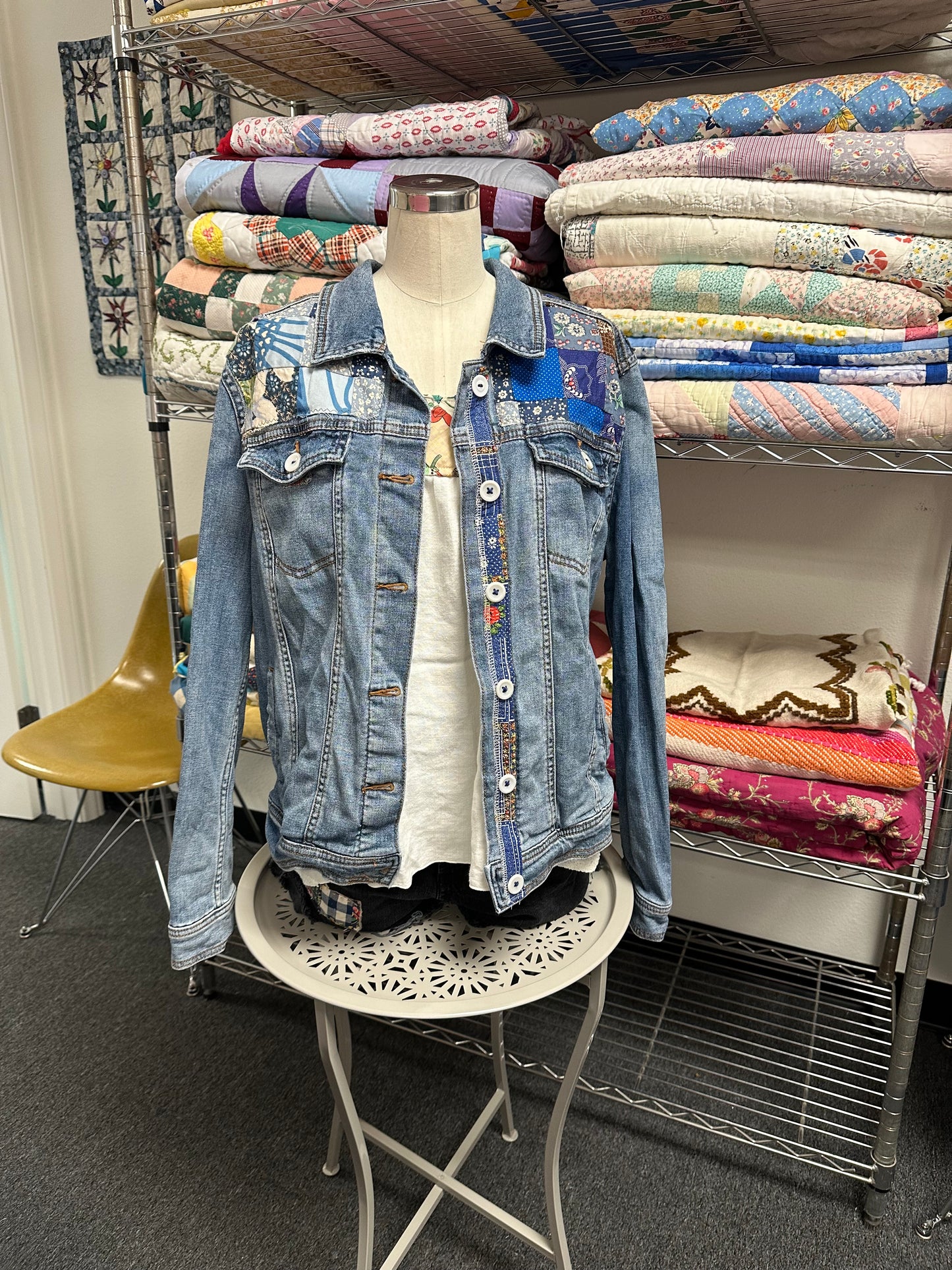 Vintage Jean Jacket ( Size Large Adult)