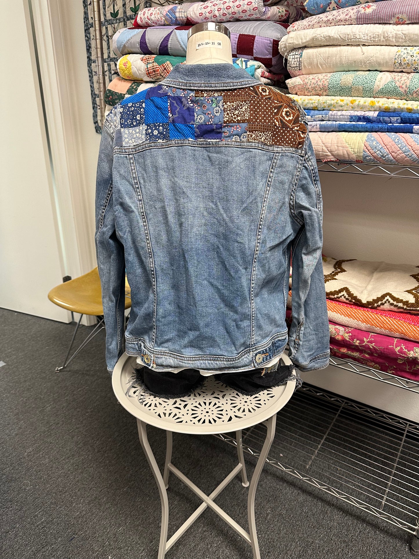 Vintage Jean Jacket ( Size Large Adult)